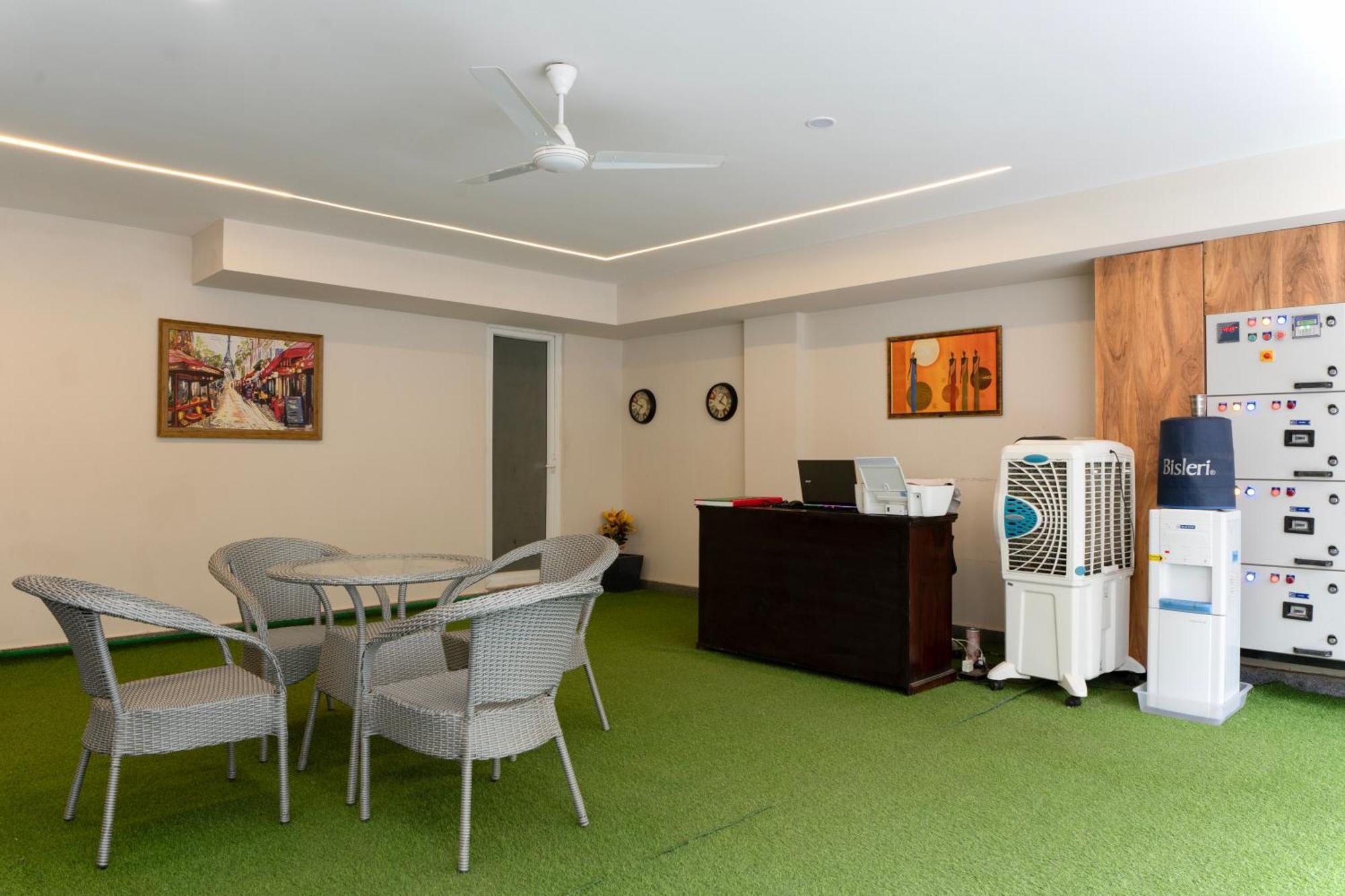 1 Bhk Serviced Apartments Near Millennium City Centre Gurugram With Private Washing Machine Gurgáon Kültér fotó